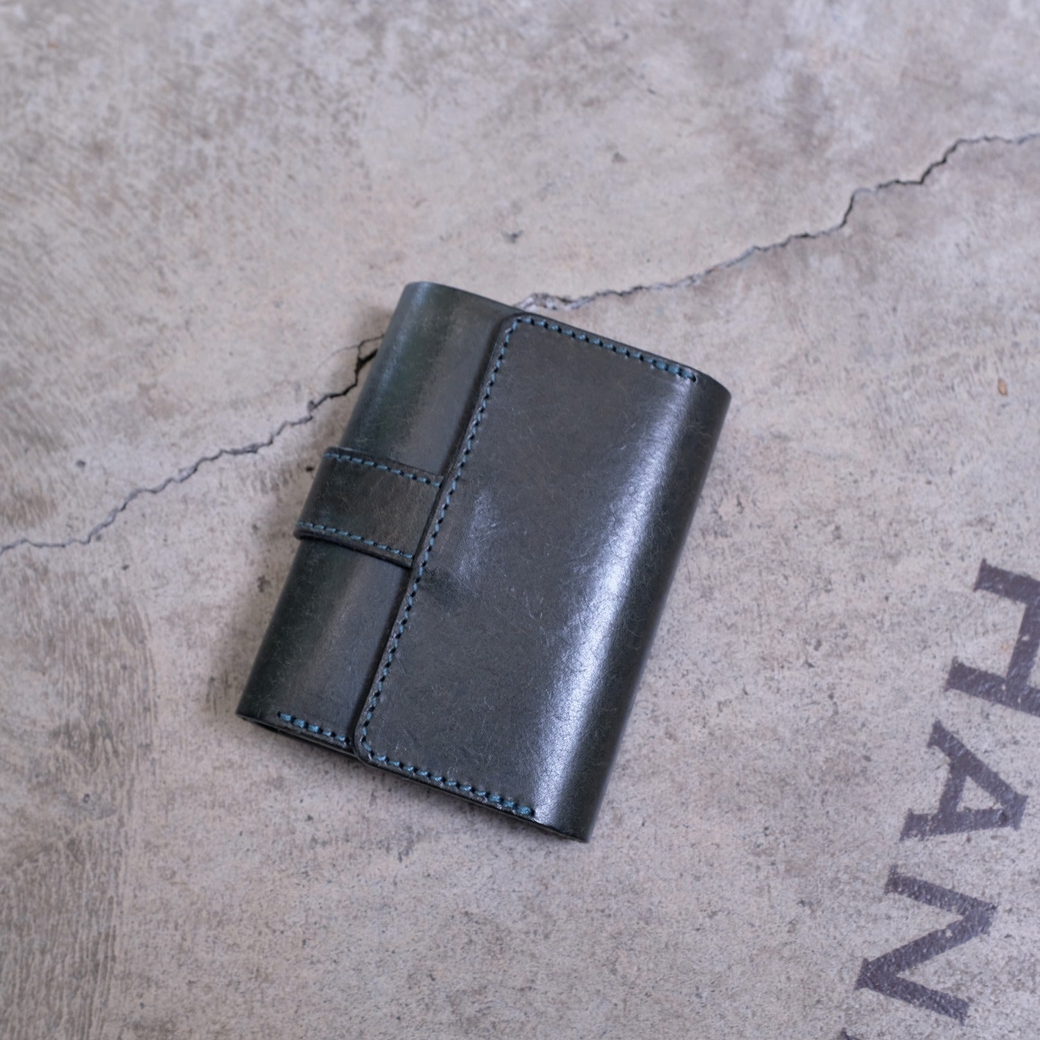 【アウトレット 30%OFF】プエブロ　三つ折り財布 / ブルーグリーン #S039 展示使用