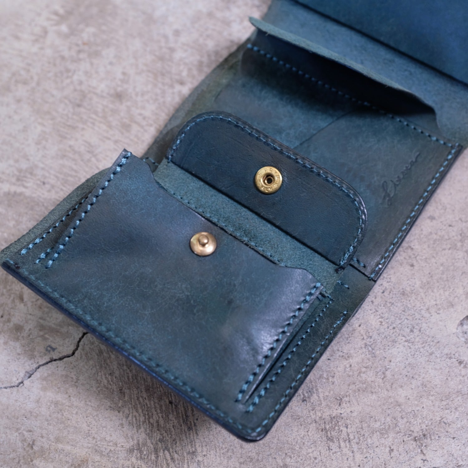 【アウトレット 30%OFF】プエブロ　三つ折り財布 / ブルーグリーン #S039 展示使用