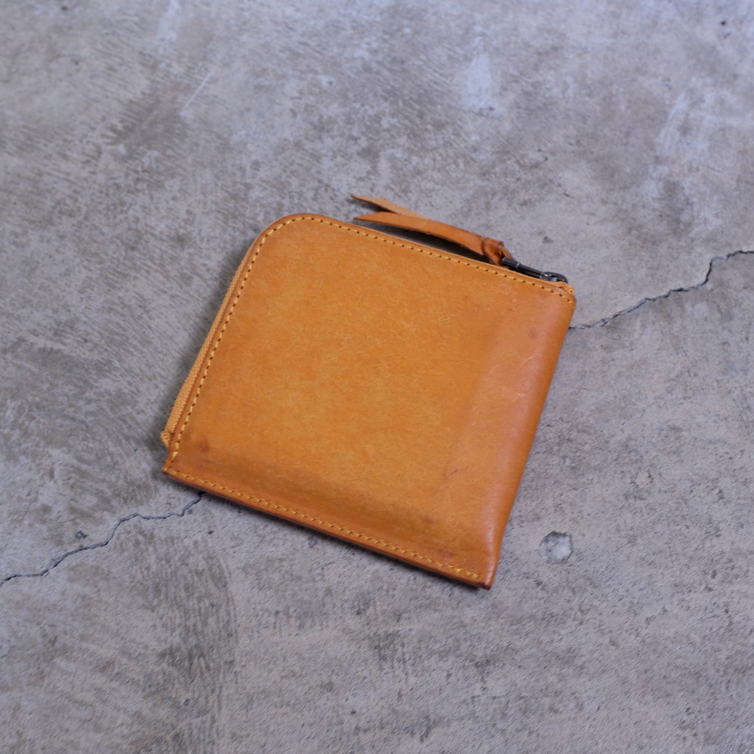 【アウトレット 20%OFF】プエブロ　コンパクトウォレットハーフ / イエロー #S042 展示使用