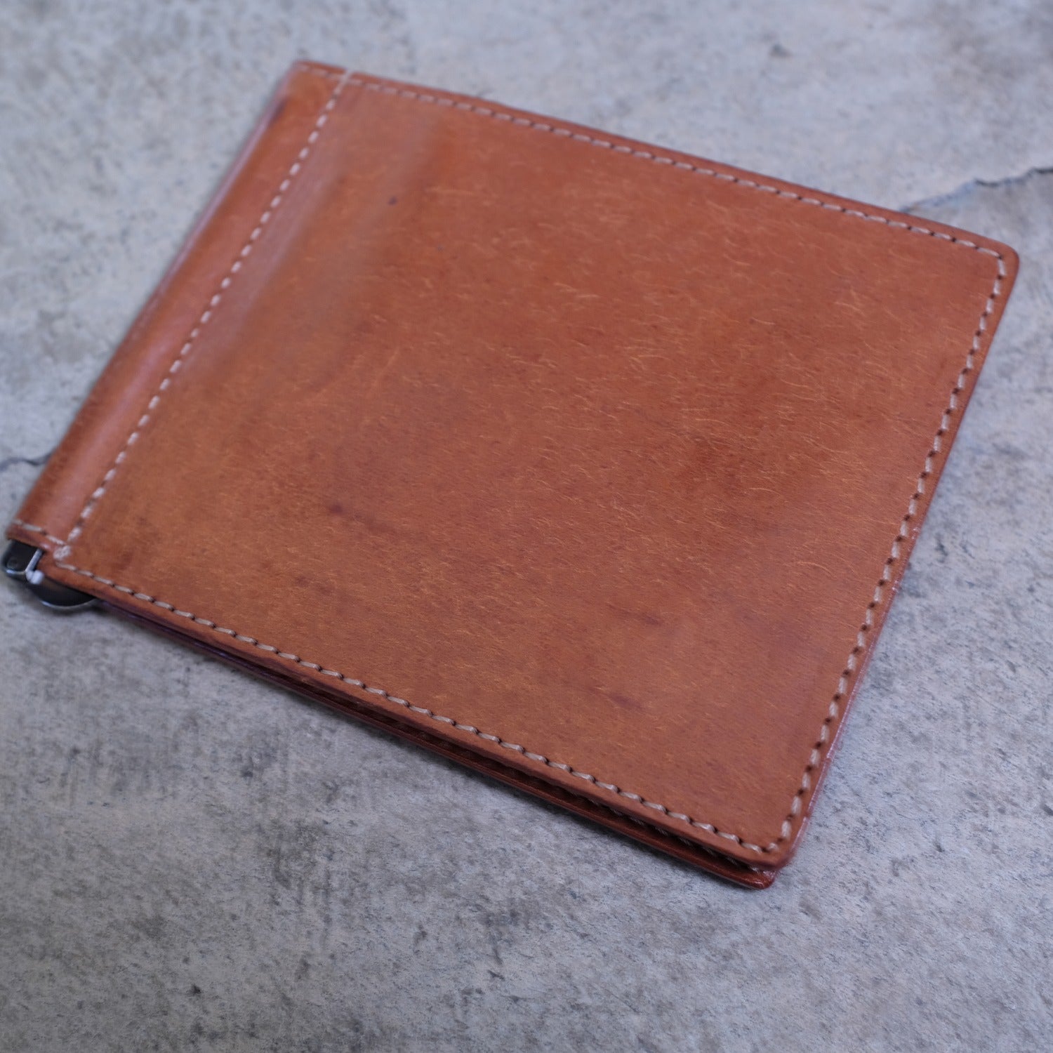【アウトレット 20%OFF】プエブロ　マネークリップ / キャメル #S044 展示使用