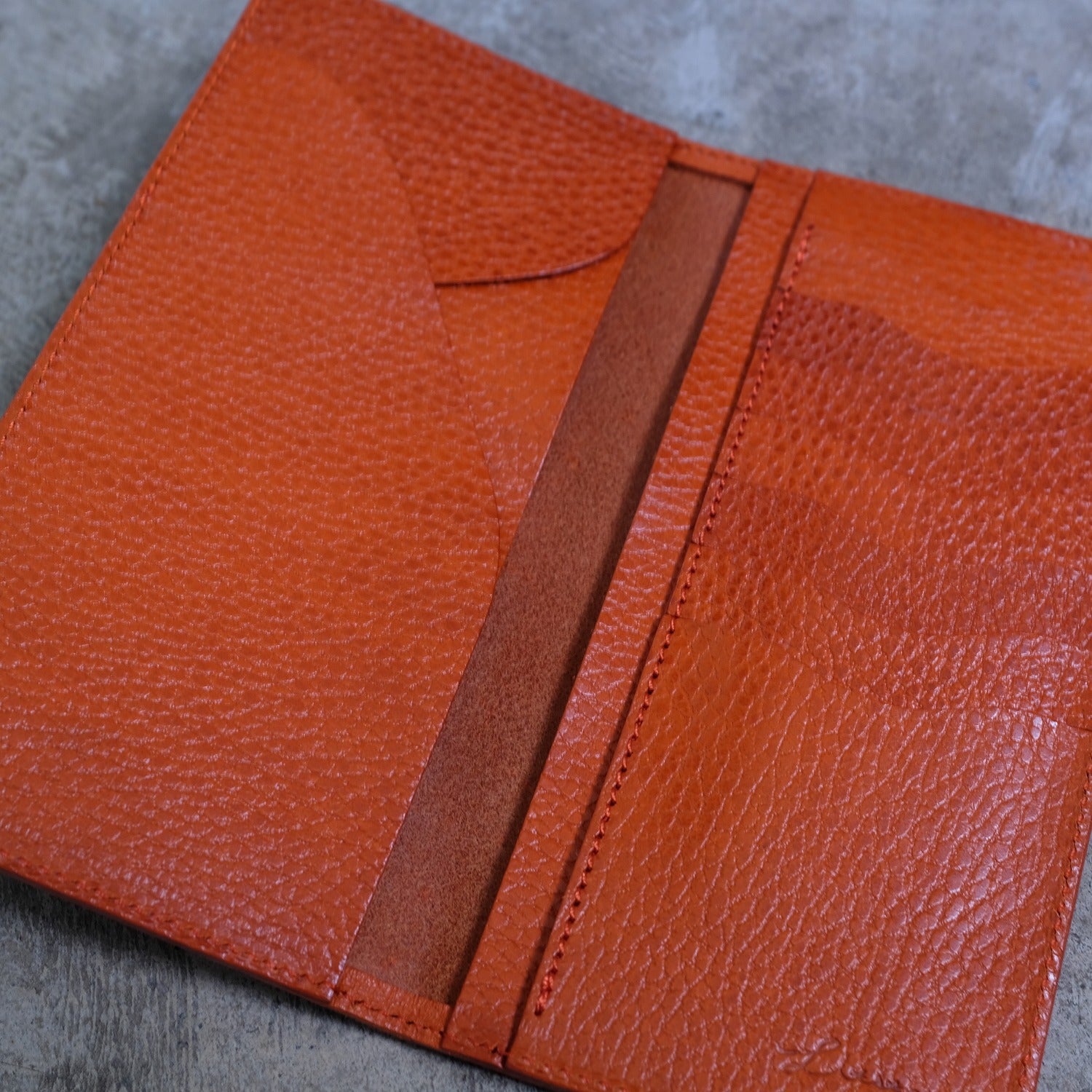 【アウトレット 20%OFF】ドラーロ　ビルケース / オレンジ #S052 展示使用
